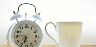 El ayuno intermitente es moda estival o riesgo para la salud