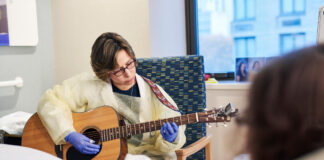 La musicoterapia demuestra eficacia en el tratamiento de la ansiedad en pacientes con cáncer