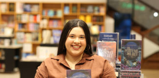Cuesta Libros recibe a la escritora Karine Bernal Lobo