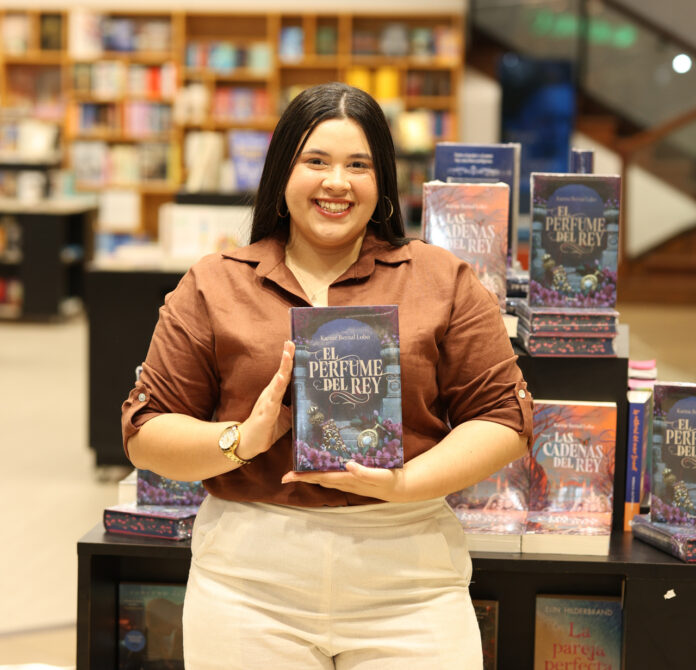 Cuesta Libros recibe a la escritora Karine Bernal Lobo