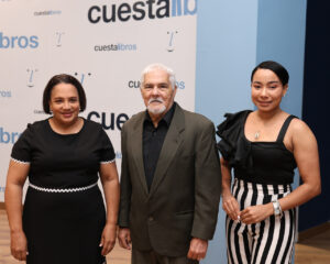 Cuesta Libros recibe a la escritora Karine Bernal Lobo