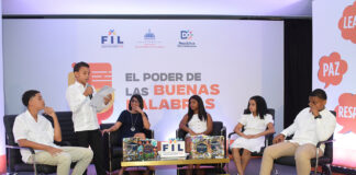 Los Futuros Autores del Mundo cautivan en la Feria del Libro