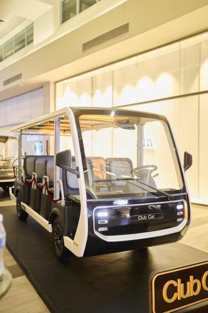 Nuevo minibús eléctrico Club Car para transporte turístico y corporativo sostenible