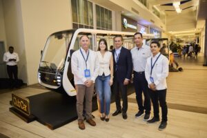 Nuevo minibús eléctrico Club Car para transporte turístico y corporativo sostenible