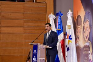 Ministro de Cultura afirma que feria del libro cierra con récord de asistencia y ventas