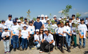 Voluntariado Banreservas siembra 1,500 caobas criollas en Navarrete 