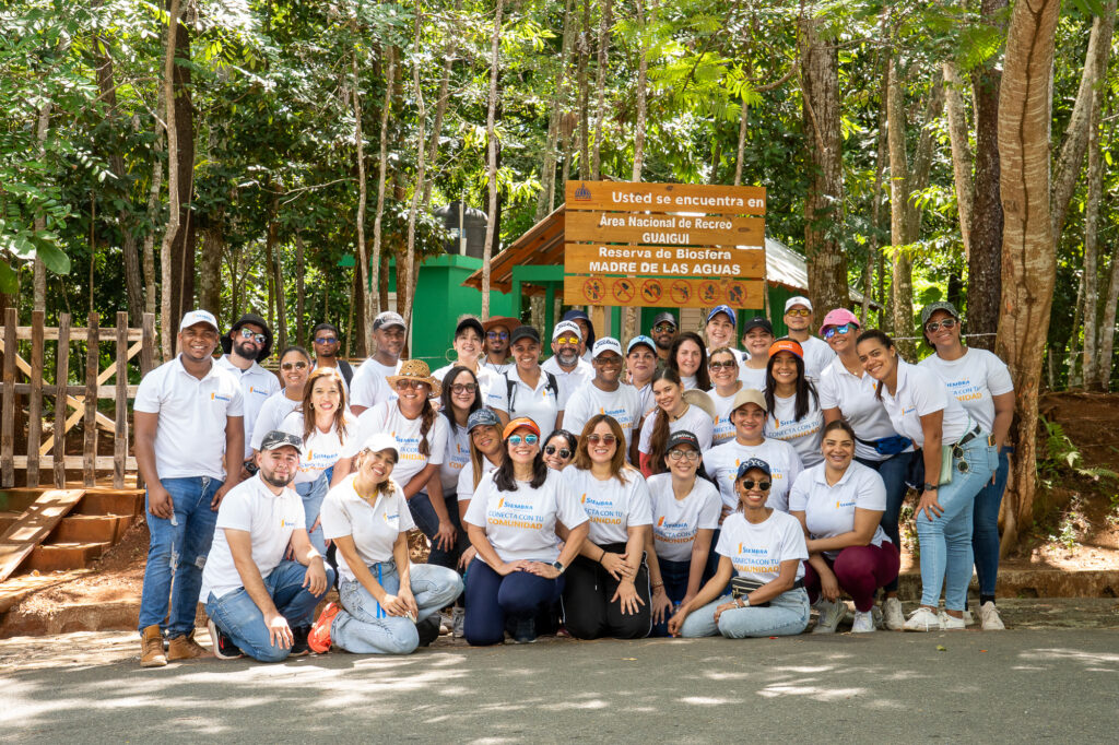 AFP Siembra realiza jornada de reforestación en Loma Guaigüí