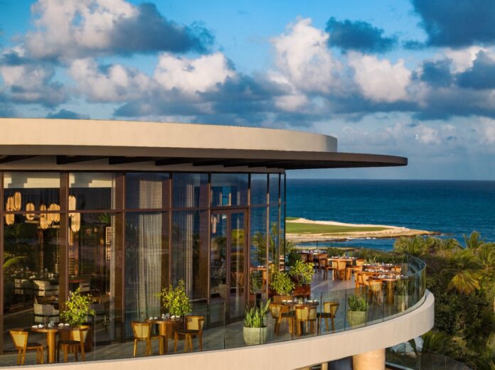 The St. Regis Cap Cana Resort realizará feria de empleos.