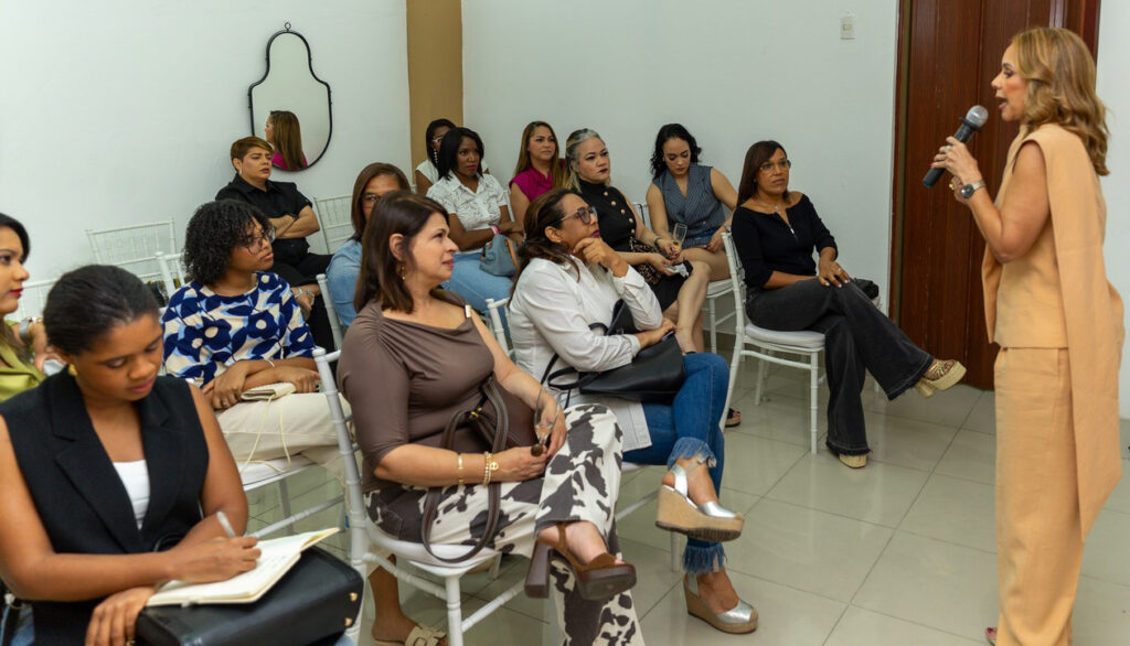Claudine Nova afirma que la imagen personal es una herramienta de negocio