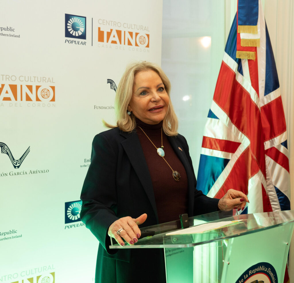 Banco Popular presenta en Londres la obra “Nuestros primeros pobladores”