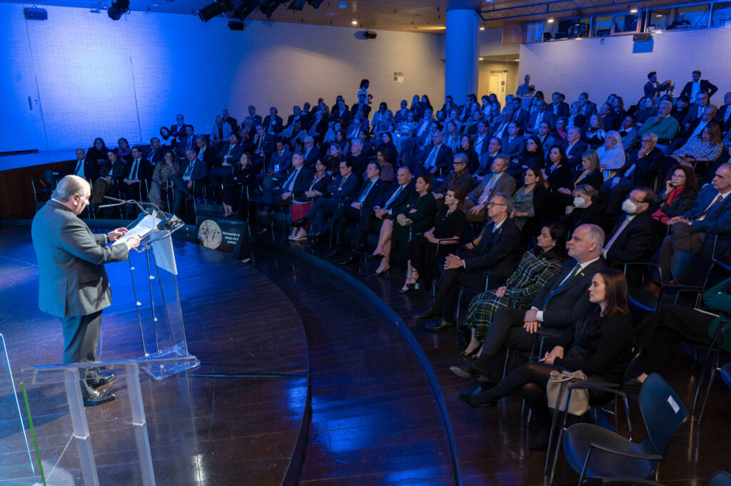 Banco Popular presenta en Madrid el libro “Nuestros primeros pobladores”