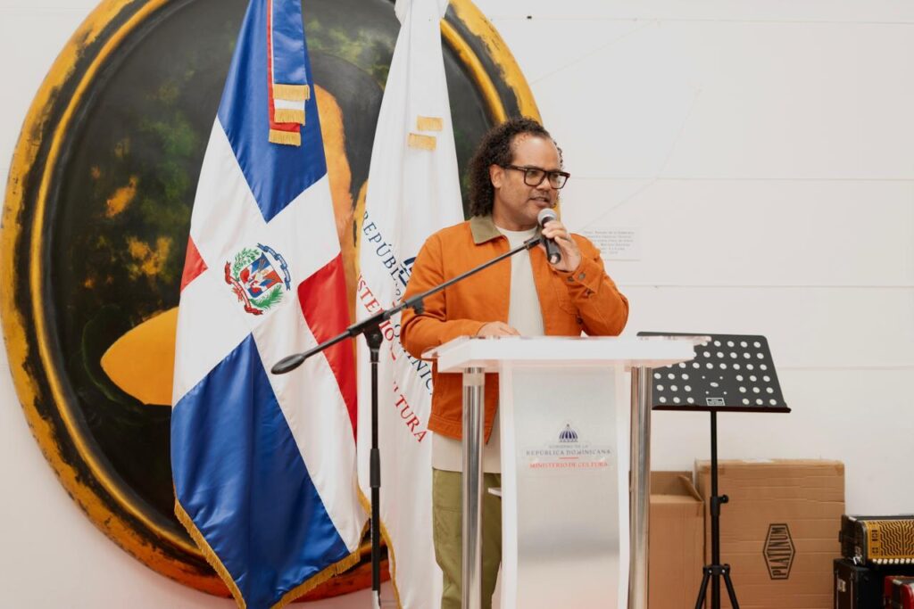  Resistiré RD cumple su compromiso con la sociedad dominicana