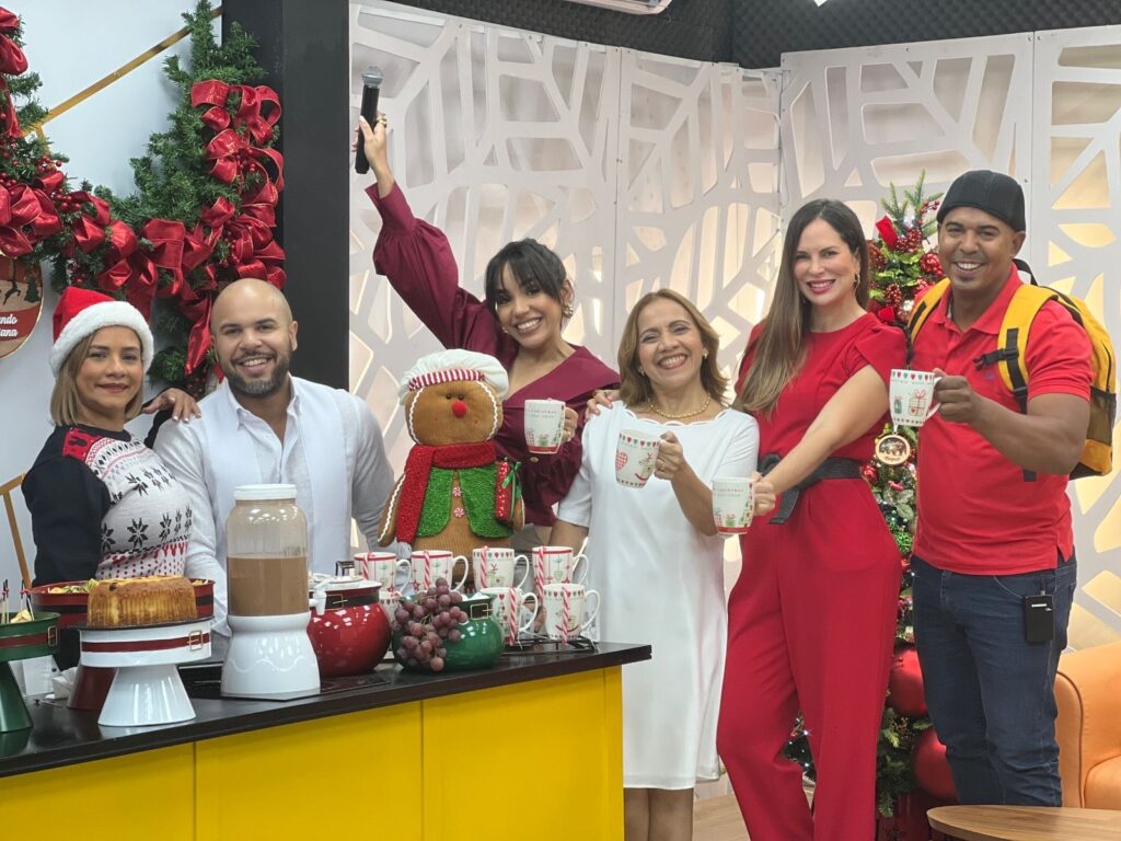 'Terminando la Mañana' inicia temporada navideña y suma nueva conductora