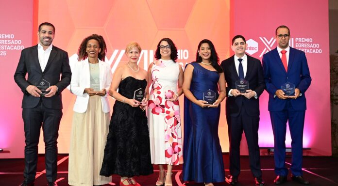 Egresados Destacados del INTEC 2025 INTEC otorga Premio Egresado Destacado a siete profesionales de amplia trayectoria