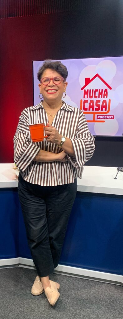 Nereyda Castillo es la comunicadora que celebra lo simple y visibiliza el hogar