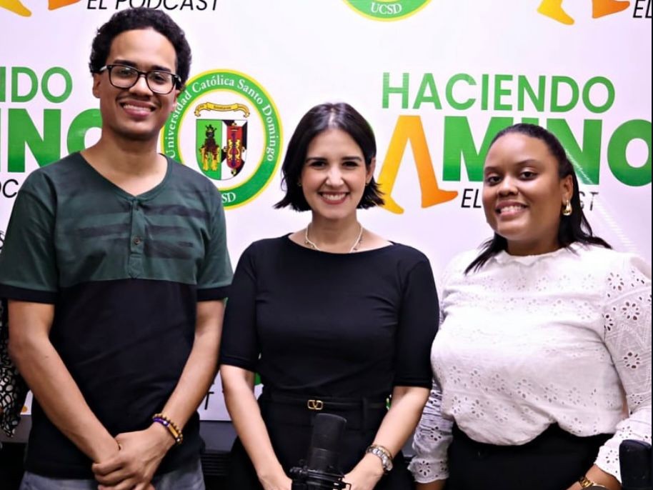 Nueva generación de comunicadores da vida al podcast ‘Haciendo Camino’