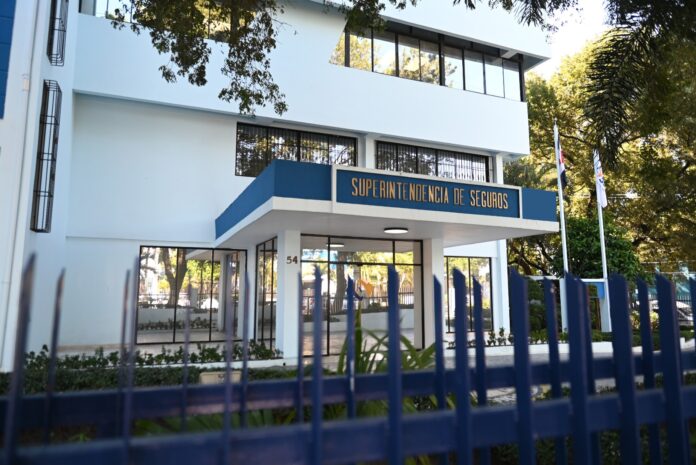 Superintendencia de Seguros destaca solidez y crecimiento sostenido del mercado asegurador dominicano