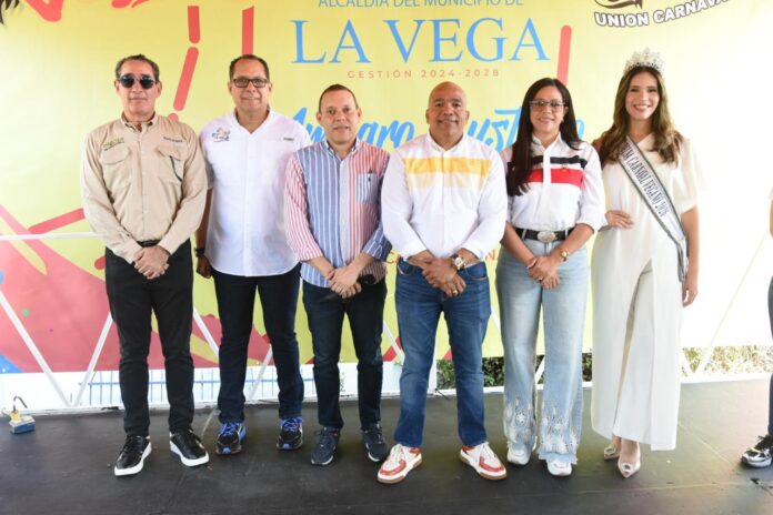 La Vega se viste de carnaval: Mr. Tours y COCAVE inauguran la temporada 2026