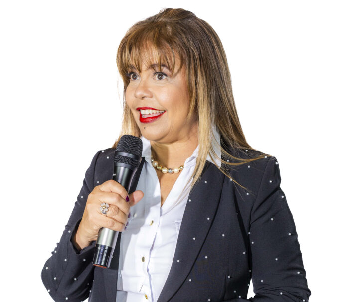 Matty Frías regresa a la radio FM en Orlando con “Latinas en Vida Nueva”
