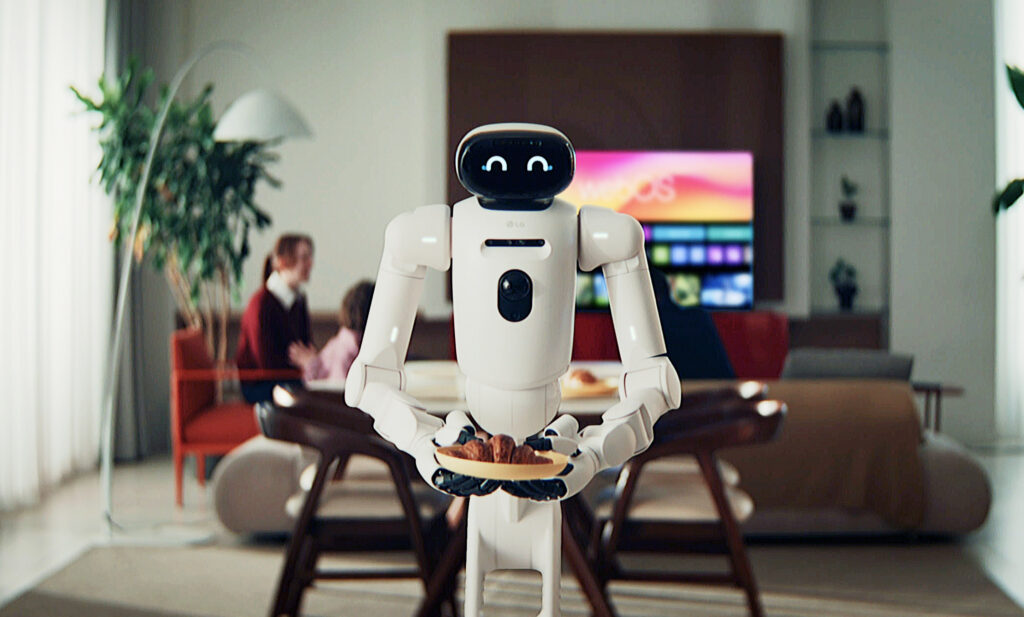 LG Electronics presenta el robot para el hogar LG CLOiD