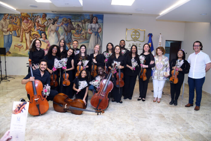Fundación por la Música y APEC Cultural honran el legado de María Filomena Barletta Rainieri con el recital “Cuerdas de esperanza”
