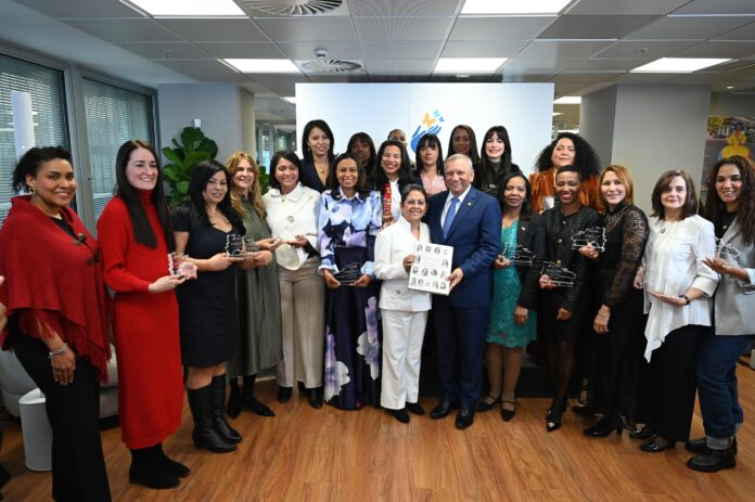 Voluntariado Banreservas pone en circulación en Madrid el libro Historias de vida y buena voluntad dominicana en España