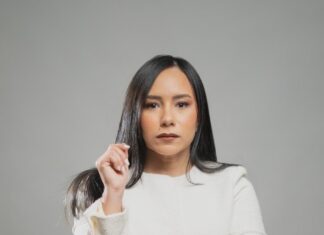 Carol Mueses es la mujer detrás del nuevo impulso de la crónica social dominicana Carol Mueses es la mujer detrás del nuevo impulso de la crónica social dominicana
