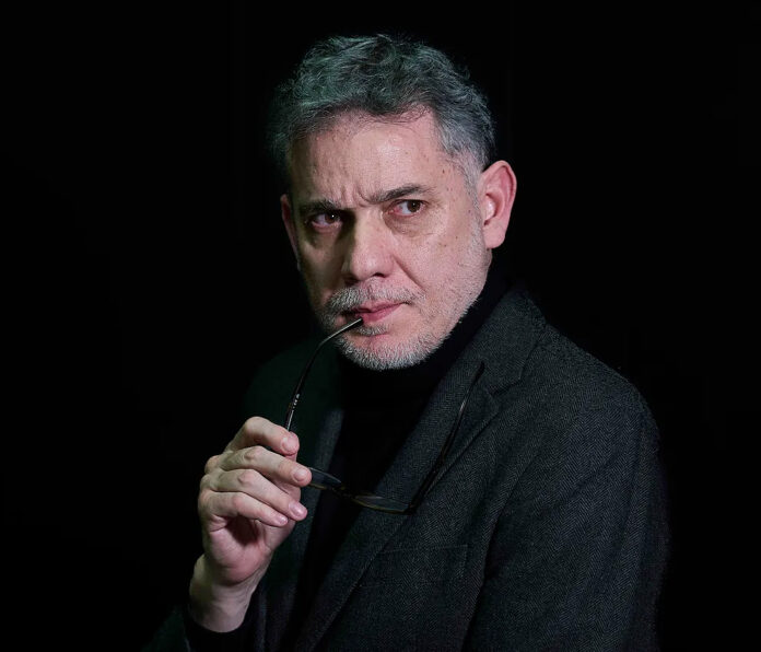 Ramón Salaverría advierte que la clase política es hoy el principal motor de la desinformación