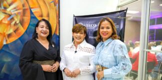 Ana Mercy Otáñez pone en circulación en Cotuí su libro “Una luz que nunca se apaga”