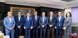 Junta Directiva de la Cámara Española de Comercio visita al director general de Aduanas