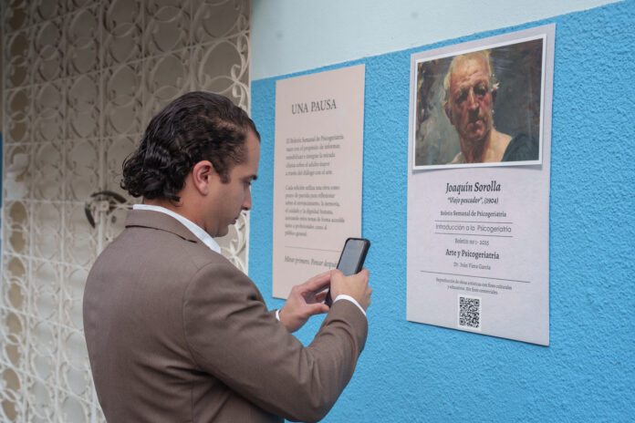 “Arte y Salud Mental en el Envejecimiento” es una intervención urbana que conecta cultura y reflexión ciudadana