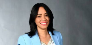 Cristal Acevedo presenta “Rediseñar el periodismo”