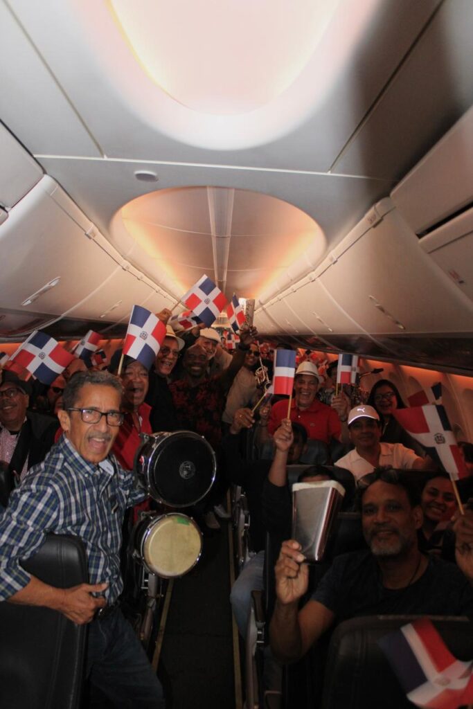 Arajet celebra la Independencia Nacional en pleno vuelo y proyecta la dominicanidad al mundo