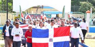 Caminata comunitaria impulsa conciencia ambiental en Santo Domingo Este