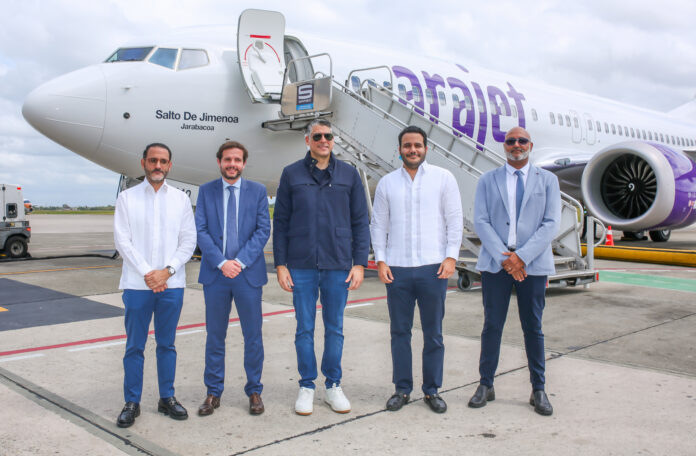 Arajet incorpora su aeronave número 14 “Salto de Jimenoa” y fortalece su apuesta por el turismo sostenible