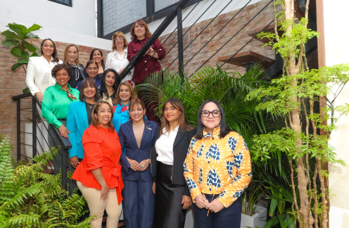 Premio Mujeres que Inspiran fortalece su Consejo Consultivo rumbo a su tercera edición