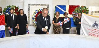 CONAPE rinde homenaje a los Padres de la Patria en aniversario de la Independencia Nacional