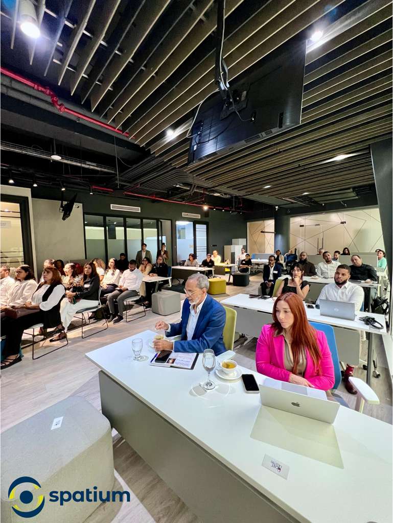 Spatium celebró EfiZienzIA Break sobre liderazgo y conexión efectiva