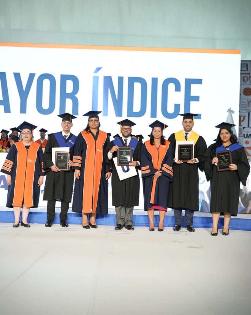 UAPA celebra su graduación más grande de nuevos profesionales para el desarrollo del país
