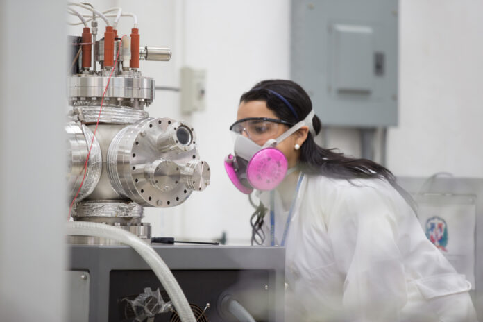 Participación femenina en la ciencia dominicana cae a su nivel más bajo en dos décadas