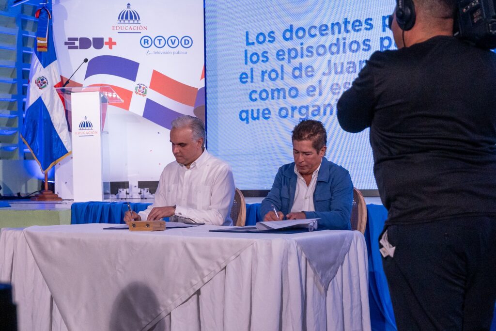 MINERD recibe la serie animada “Trinitarios” de RTVD para fortalecer la enseñanza de la historia dominicana