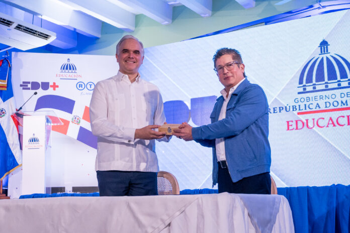 MINERD recibe la serie animada “Trinitarios” de RTVD para fortalecer la enseñanza de la historia dominicana