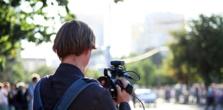 RSF advierte sobre el deterioro del periodismo local en Francia