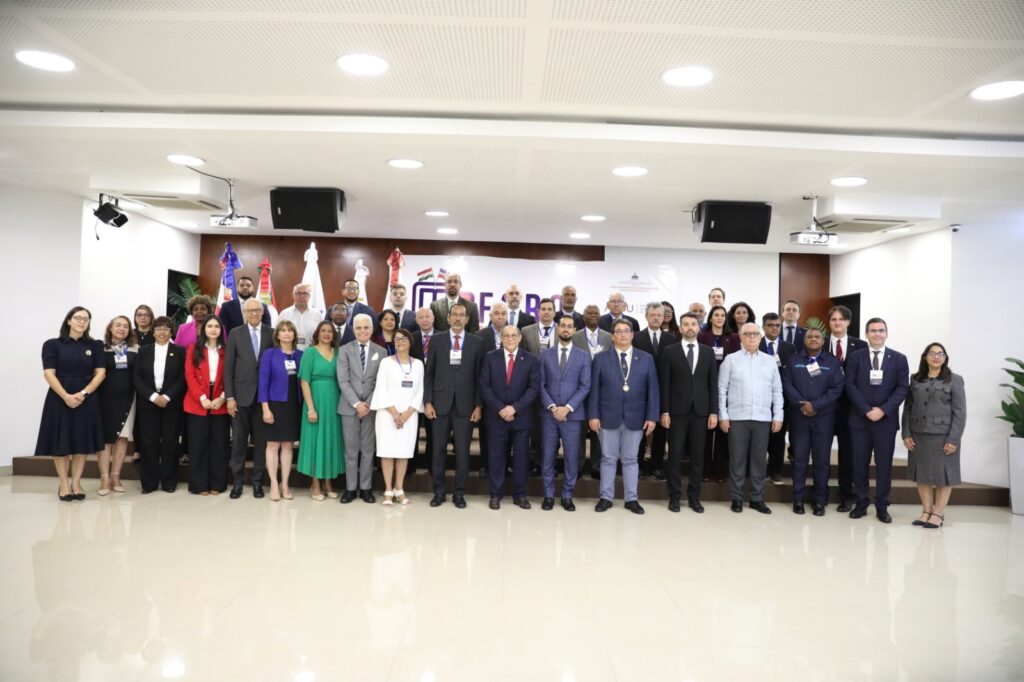 MESCyT impulsa cooperación académica en Foro Dominico-Húngaro de Rectores
