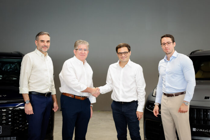 1- Alfredo Cabrero, Kiko Cabrera, Sebastien Proux, Héctor Muñoz Dominican Motors apuesta por experiencia y nuevas audiencias en alianza estratégica con Auto Haus