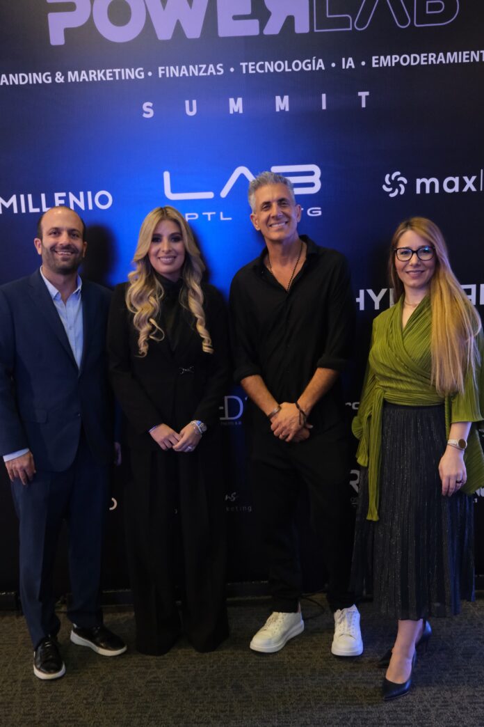 1- Foto Principal 4048- Alex Acra, Coral Santoro, Jurgen Klaric y Milena Milanova Powerlab Summit 2026 consolida la inteligencia artificial como eje del liderazgo empresarial