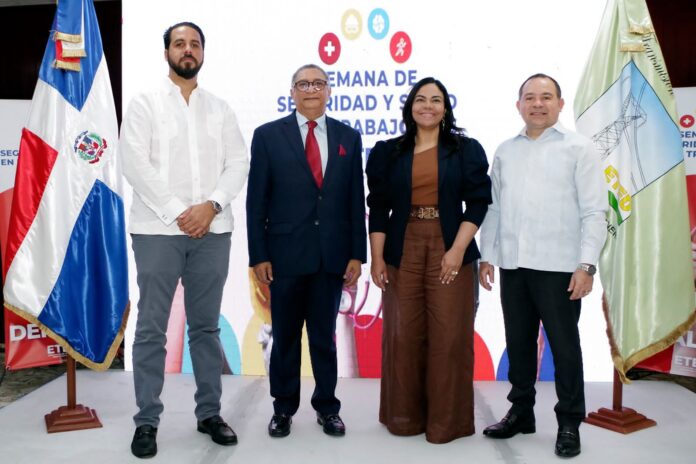 Dr. José Miguel Montero, psiquiatra y asesor de Salud Mental junto a la Yomaira Martino e invitados ETED impulsa cultura de prevención con semana de seguridad laboral