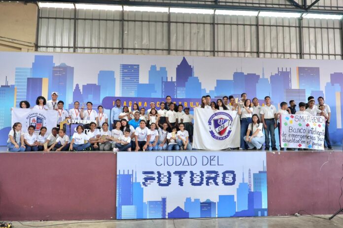 Ediciones Logos impulsa la innovación estudiantil con Experiencia SmartTEAM 2026