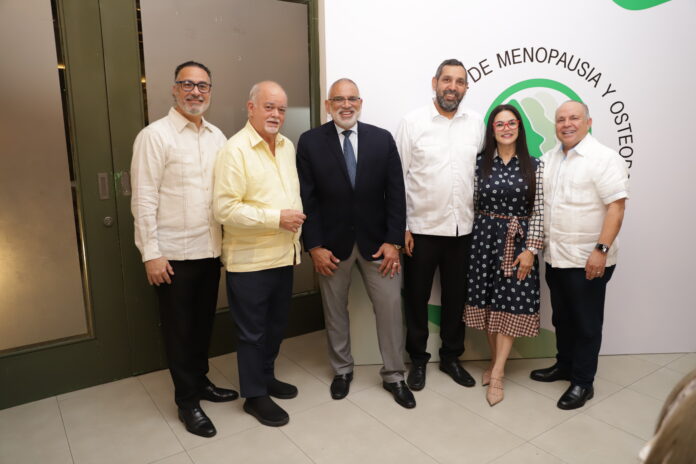 Sociedad Dominicana de Menopausia y Osteoporosis juramenta nueva directiva para el período 2026-2028