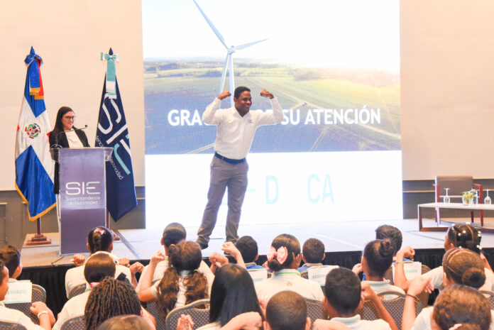 SIEduca: compromiso social que impulsa el futuro energético